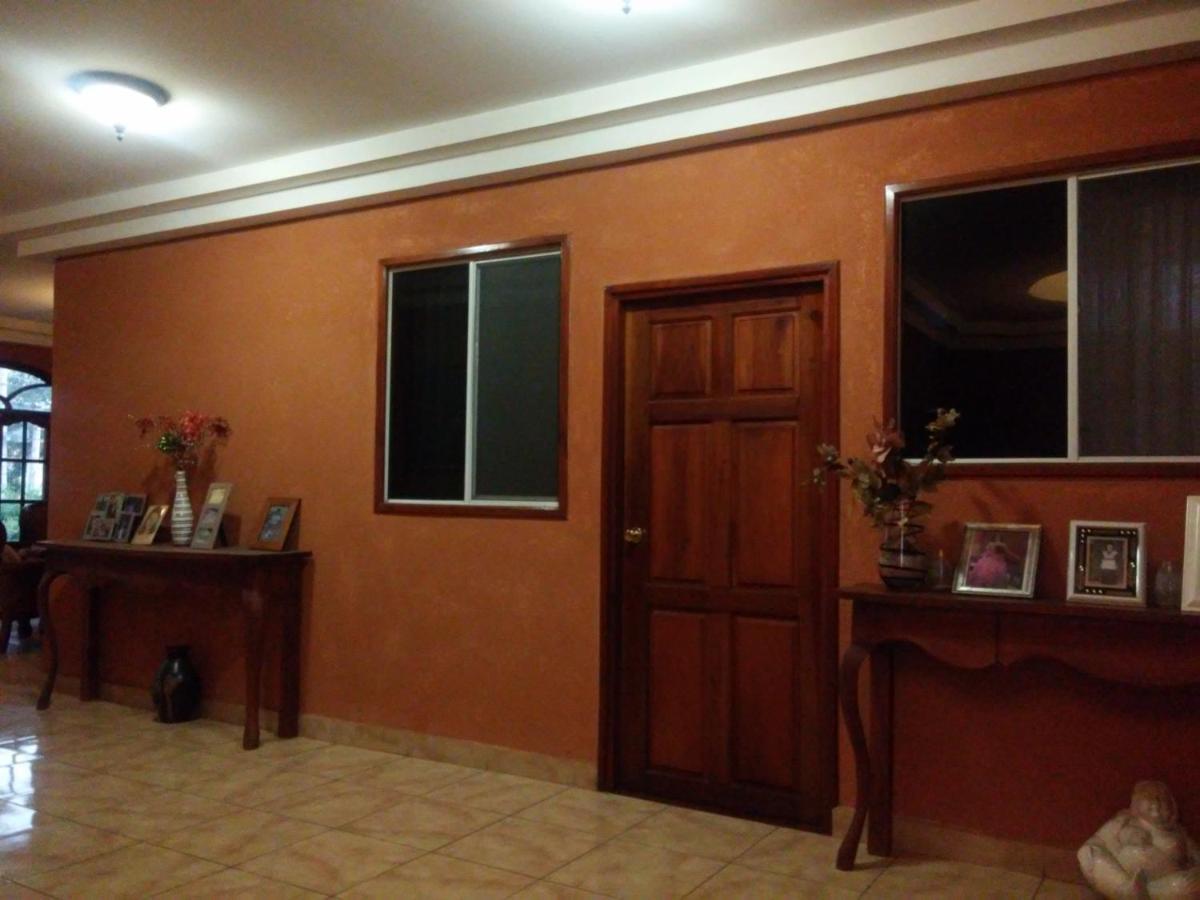 マナグアCasa Montoco 114アパートメント エクステリア 写真